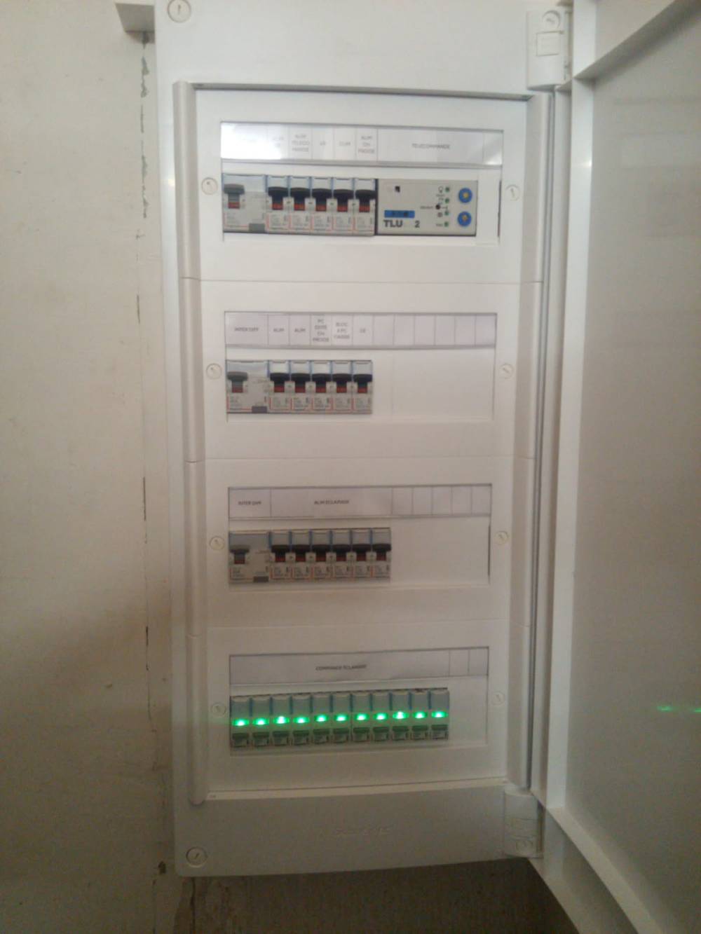 compteur electrique ouvert 1